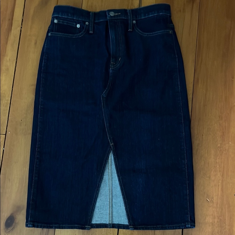 J.Crew denim skirt - size 28